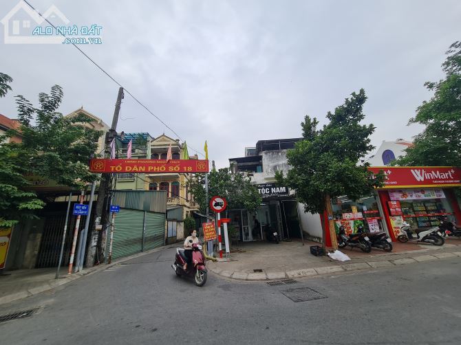 Bán đất phố Ngọc Thụy, 215m2, chia 6 lô đầu tư xây bán, đường nhựa, ô tô tránh,nhỉnh12 tỷ