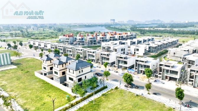 **  GẤP : CHÍNH CHỦ KẸT TIỀN NHƯỢNG RẺ 1 TỶ ĐẤT BIỆT THỰ ONE WORLD TRỤC 20M5 - 2