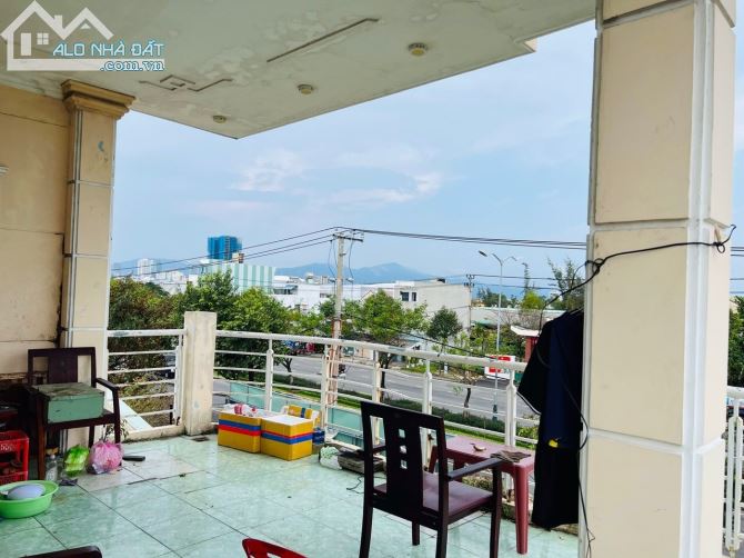 Chào bán nhà mặt tiền 3 tầng đường Lê Văn Hiến, Ngũ Hành Sơn 306m, 18.3 tỷ.