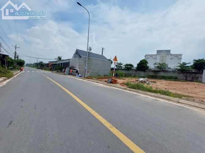 Bán nền đất 24x20m mặt tiền nhựa Nguyễn Thị Hạnh, Đức Lập Thượng , Đức Hòa giá 4.9 tỷ - 2