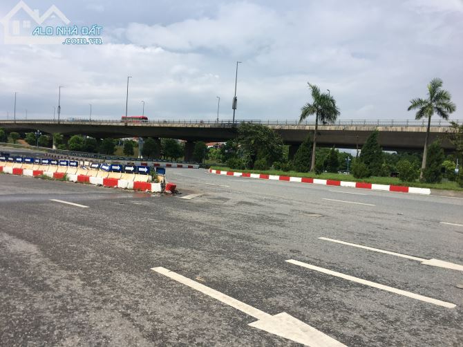 Bán đất kinh doanh mặt đường Nhật Tân Đông Anh 108m lô góc - 2