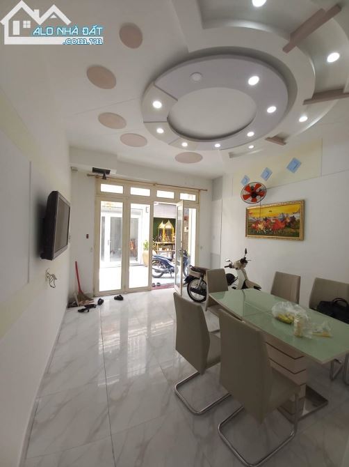 Căn Góc 2 Mặt Tiền Thuận Tiện Xây Mới, Ngay Ung Văn Khiêm 4.55 x 20m Vuông Vức. - 2