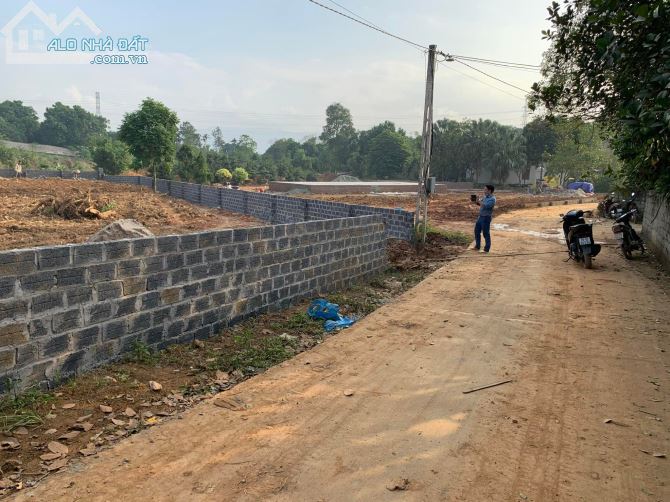 Giá sốc chỉ nhỉnh 3tỷ cho 2019m2 đất thổ cư Hoà Sơn Lương Sơn Hoà Bình - 3