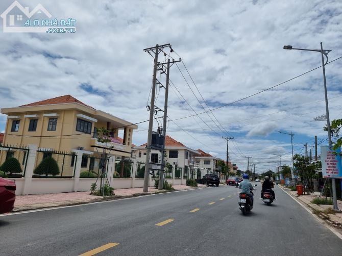 Bán nền đất 24x20m mặt tiền nhựa Nguyễn Thị Hạnh, Đức Lập Thượng , Đức Hòa giá 4.9 tỷ - 3