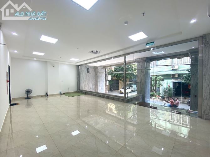 BÁN TÒA VĂN PHÒNG CỰC ĐẸP YÊN HÒA - 120M 7 TẦNG MT10.5M GIÁ 41 TỶ - 2