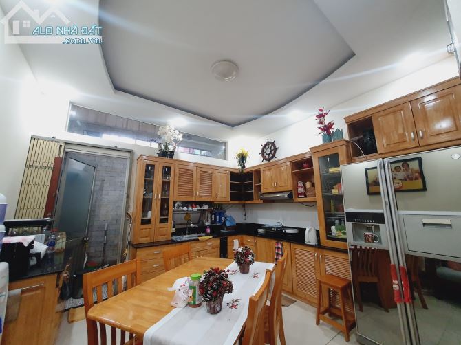 BÁN NHÀ HẺM 105 NGUYỄN TƯ GIẢN 1T2L 100M2 HXT  NHỈNH 7TỶ  F12 GV  LH - 2
