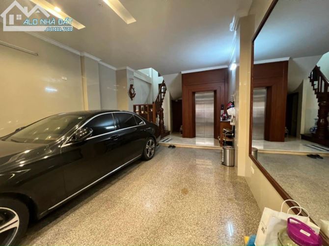 SIÊU PHẨM ĐỘI CẤN BA ĐÌNH - NHÀ ĐẸP GARA THANG MÁY VÀI BƯỚC RA PHỐ - 46m2 7 TẦNG