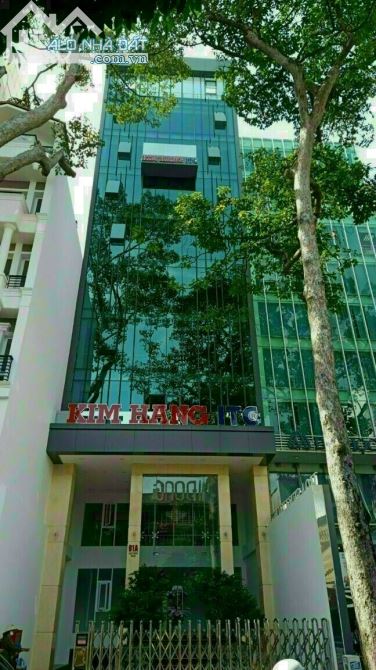 Siêu phẩm tòa building văn phòng MT Nguyễn Đình Chiểu, Quận 3 (14 x 12m) hầm 8 tầng,  95 T