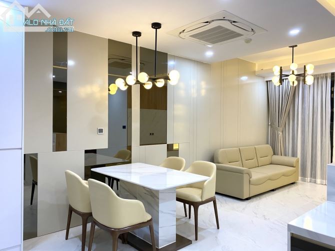 Cần cho thuê nhanh căn hộ Midtown Sakura, nhà đẹp, mới có 3PN, 2WC giá 30 triệu/tháng.