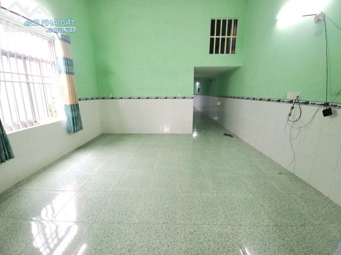 BÁN RẺ NHÀ ĐẤT TÂN HIỆP SỔ HỒNG RIÊNG THỔ CƯ ĐƯỜNG NHỰA 5m, SÂN ĐẬU 3 OTO - 1