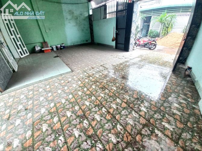 BÁN RẺ NHÀ ĐẤT TÂN HIỆP SỔ HỒNG RIÊNG THỔ CƯ ĐƯỜNG NHỰA 5m, SÂN ĐẬU 3 OTO - 2
