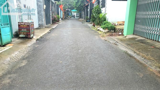 BÁN RẺ NHÀ ĐẤT TÂN HIỆP SỔ HỒNG RIÊNG THỔ CƯ ĐƯỜNG NHỰA 5m, SÂN ĐẬU 3 OTO - 3
