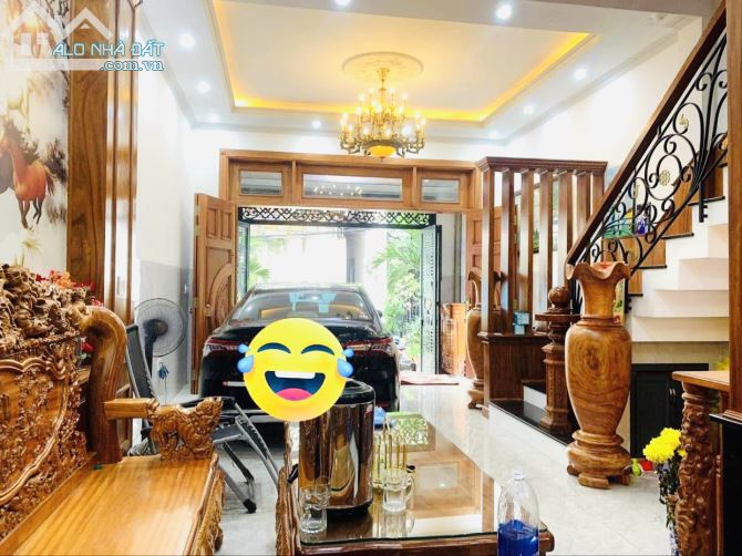 BÁN NHÀ BÌNH TÂN, TỈNH LỘ 10, Ô TÔ ĐỖ, 70m2, 4 TẦNG 4 PN TẶNG NỘI THẤT, NHỈNH 9 TỶ.