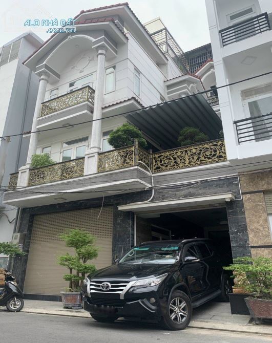 Biệt thự Bàu Cát - Tân Bình DT: 7.5x18m, 1 trệt 2 lầu ST , gía 21 tỷ TL