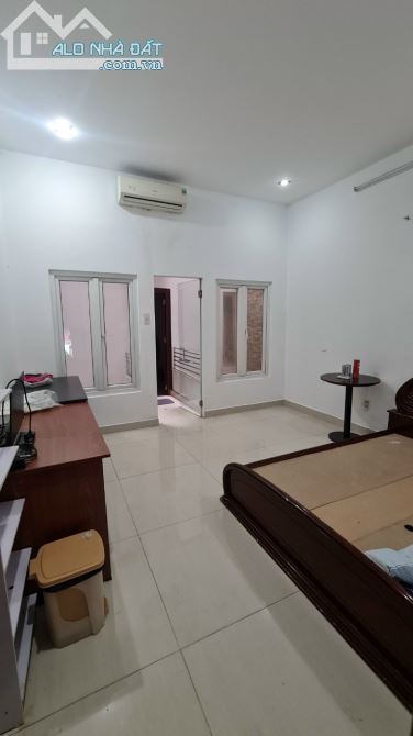 MẶT TIỀN KD LÊ ĐỨC THỌ ĐỐI DIỆN TRƯỜNG HỌC - KINH DOANH ĐA NGÀNH - 2