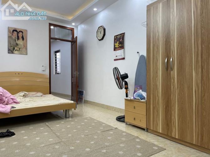 Bán nhà Tôn Đức Thắng chủ tự xây 7 tầng thang máy dt 70m2 mặt tiền 6,3m nhỉnh 9 tỷ - 4
