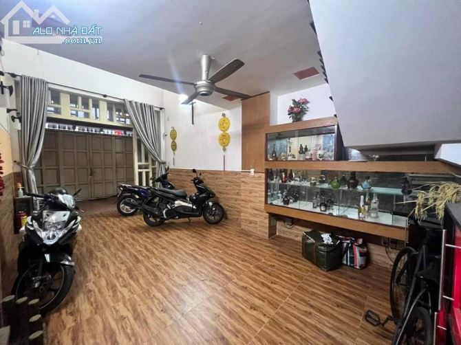 Nhà Đẹp 5 tầng, P6 Tân BÌnh Giáp Q10,75M2,Sát Mặt Tiền, Thu Nhập 30tr,Chỉ Hơn 9 tỷ. - 1