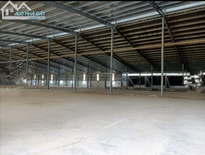 Cho thuê 8700m2 kho xưởng tại Thạch Thất - 1