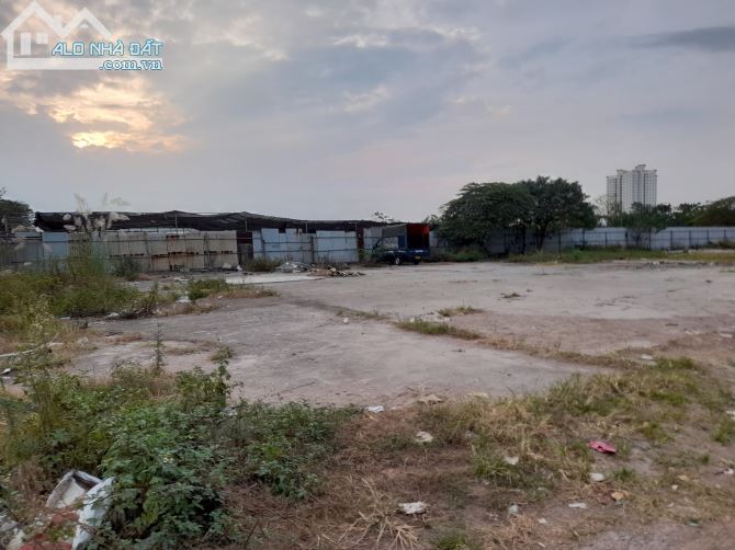 Bán mảnh đất 2 mặt tiền mặt đường Tố Hữu, Hà Đông DT 1250m2, MT: 40m, Giá 100 tỷ - 1