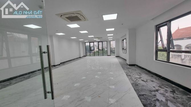 Gấp💥 Bán Toà Nhà Văn Phòng 9T Thang Máy- Phố Hoàng Quốc Việt 121M2- MT 6.2m- Giá 46.8 Tỷ - 2