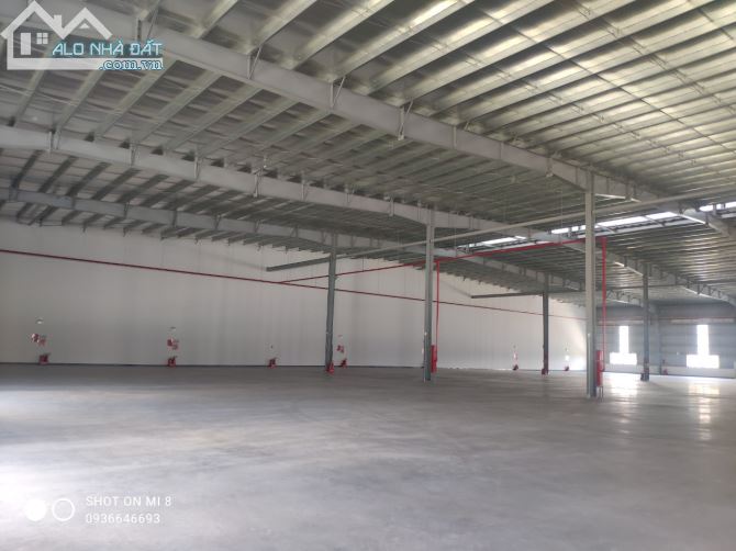 Cho thuê 2 xưởng  DT 2000m2, 3500m2  ở đường 5, đủ tiêu chuẩn PCCC, trạm điện 500 - 2