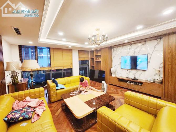 BÁN NHÀ 7 TẦNG THANG MÁY, DIỆN TÍCH 60M2 – PHỐ NGUYÊN HỒNG – ĐỐNG ĐA - CỰC HIẾM - CỰC NÓNG - 5