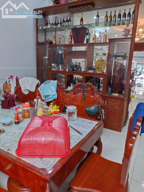 NGỘP Nhà mặt tiền vị trí đẹp, 200m2, ngang khủng 8m, KD đỉnh Phạm Văn Bạch, 24.5 tỷ. - 3