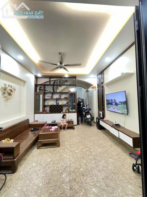 Cần bán nhà chủ tự xây,4 tầng, 4ngủ, 6.5 tỷ, gần hồ Võ Thị Sáu, trung tâm Quận Hai Bà