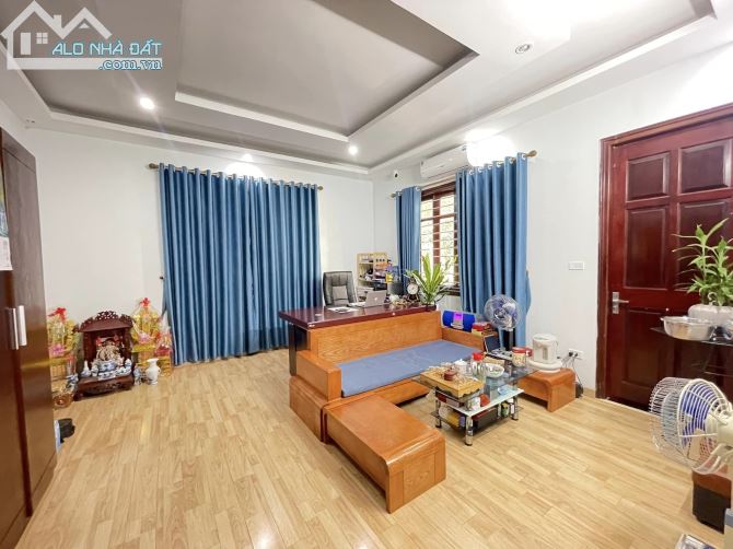 💥 Phân lô Trung Kính Đôi, Mạc Thái Tổ 80m2 4T, MT 8m, KD Đỉnh, Chỉ 26.2 tỷ 💥 - 1