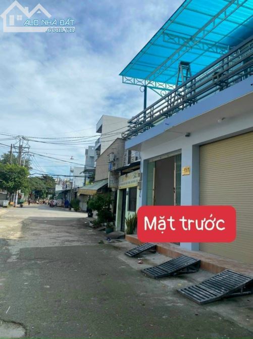 BÁN NHÀ MẶT TIỀN ĐƯỜNG 10 LINH TRUNG THU ĐỨC, DT 80M2 TRỆT LẦU, 2 MT TRƯỚC SAU GIÁ 6.3 TỈ - 1