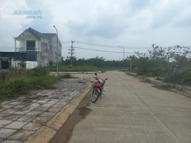 Hot! Bán lô đất thuộc khu dân cư Đồng Cũ xã Bình Long Bình Sơn Quảng Ngãi 250m2 - 2