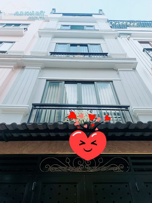 Nhà Mới 5 Tâng Khu Bàu Cát Tân Bình,68m2,Ôtô Đổ Cửa,Ngang to GẦn 5m Chỉ Nhỉnh90tr.rm2,
