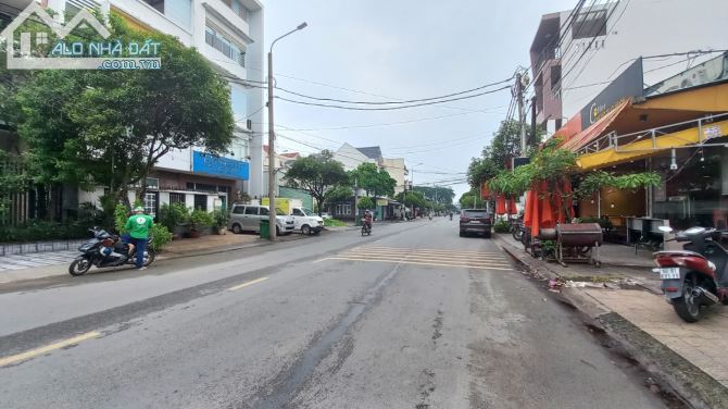 Bán cặp đất MT đường D10, D2D, Thống Nhất 144m2 SHR Full Thổ Cư giá 19,5 tỷ