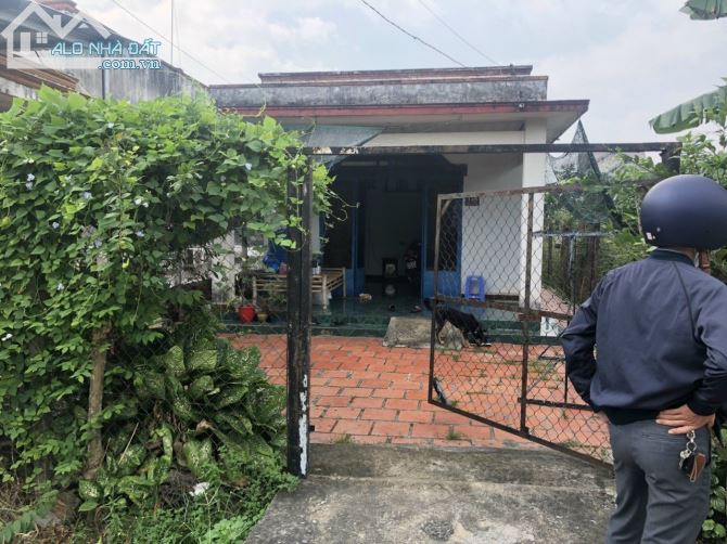 Bán gấp nhà cấp 4 Tân Thông Hội, 232m2, sổ riêng, Giá 2ty450