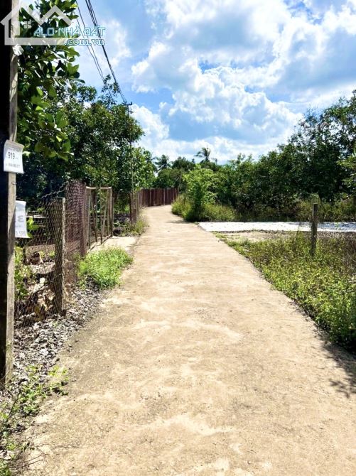 ✨ 20 x 26.2m, KDC (Qh: full hồng), GÓC 2 MT bê tông, sát KCN Long Khánh, GIÁ: chỉ 2.9 TỶ - 2