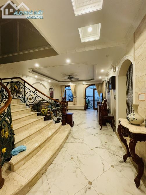 Biệt thự siêu VIP hẻm 48 Hồ Biểu Chánh 11x26m trệt 3 lầu thang máy chỉ 55 tỷ - 3