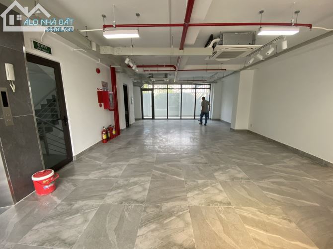 Cho thuê tòa VP mới hầm 6 tầng 800m2 trung tâm Q2 - 1