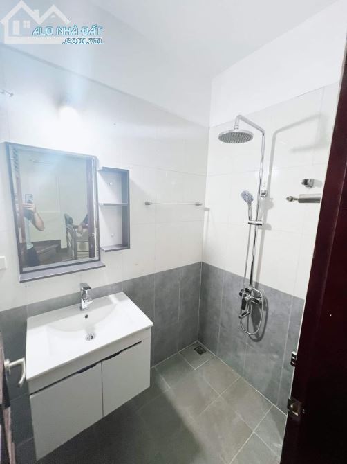 Bán nhà phố Võng Thị, DT 41m2, gara ô tô, 2 thoáng, ngõ ô tô, ô chờ thang máy, giá 14.6 t - 4