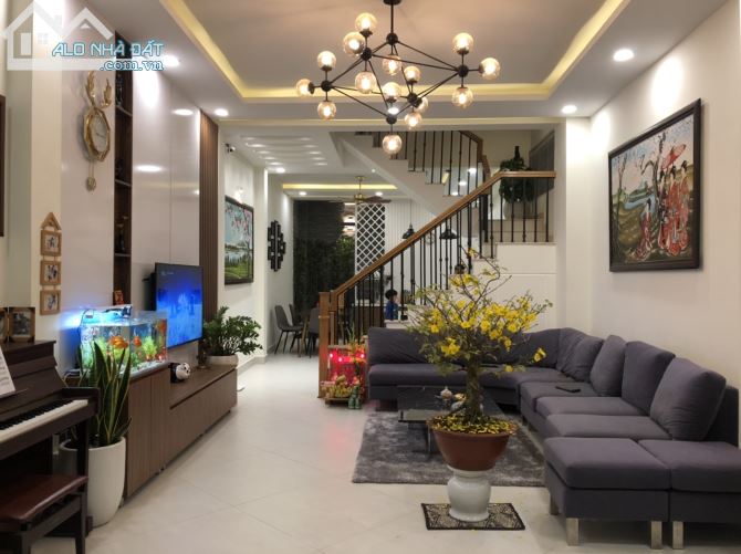 Xuất cảnh bán nhà Mặt tiền 4 tấm Chu Văn An , 4x18m , giá đầu tư , nhà vào ở ngay