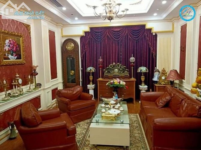 PHÂN LÔ HOÀNG QUỐC VIỆT, 110M2 X 5 TẦNG, THANG MÁY HIỆN ĐẠI, SÂN VƯỜN, Ở CỰC VIP, 21.5 TỶ