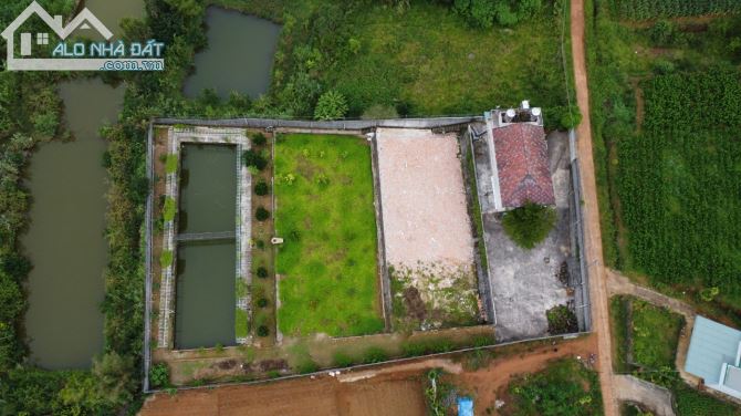 Bán nhà nghỉ dưỡng Bảo Lộc có 49m suối, 3017m² sẵn 400m² thổ cư  giá  chỉ 12 tỷ
