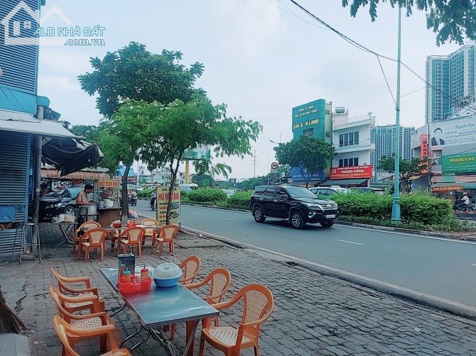 Hơn 9 tỷ Mặt Tiền KInh Doanh Đỉnh Lạc Long Quân, Vip Tân Bình 54m2,Ngang 5m, Vuông. - 1