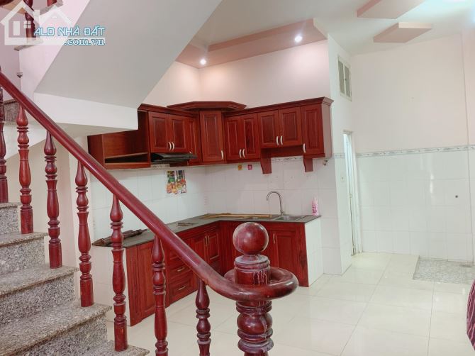Hơn 9 tỷ Mặt Tiền KInh Doanh Đỉnh Lạc Long Quân, Vip Tân Bình 54m2,Ngang 5m, Vuông. - 2