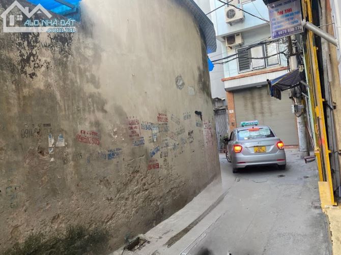 4 TỶ CÓ NGAY HOA HẬU ĐỊNH CÔNG THƯỢNG - 5