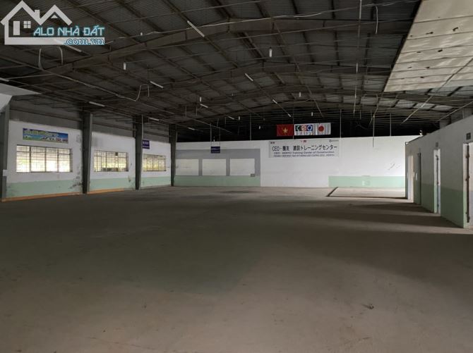 Cho thuê kho xưởng đẹp tiêu chuẩn tại Quốc Oai - Hà Nội. Diện tích 1400m2