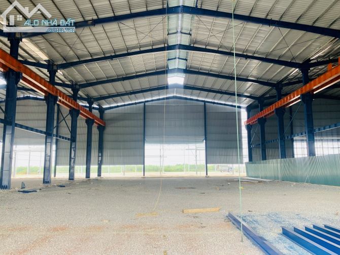 Cho thuê 1000m2 và 2000m2 có sẵn ray cẩu tải trọng 30 tấn - 3