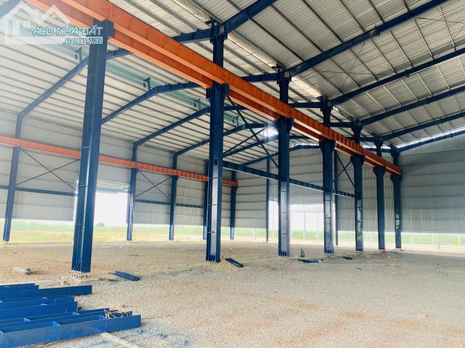 Cho thuê 1000m2 và 2000m2 có sẵn ray cẩu tải trọng 30 tấn - 4