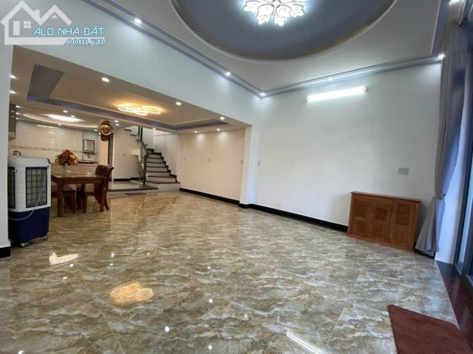 BÁN NHÀ 3 TẦNG Kiên Cô  MẶT TIỀN ĐÀO DUY TỪ Ngay trung tâm TP - Đoạn gần cửa Đông Ba , Nhà - 1
