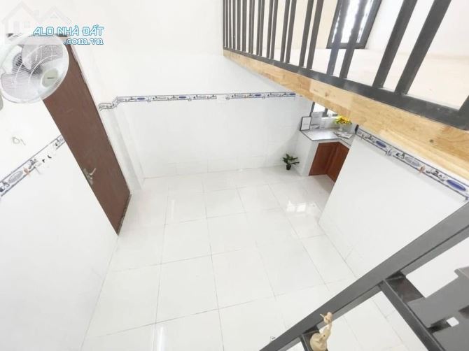 Phòng trọ có gác ban công 25m2 sẵn máy lạnh ở Phổ Quang Tân Bình - 3