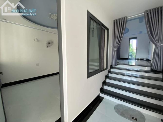 BÁN NHÀ 3 TẦNG Kiên Cô  MẶT TIỀN ĐÀO DUY TỪ Ngay trung tâm TP - Đoạn gần cửa Đông Ba , Nhà - 3